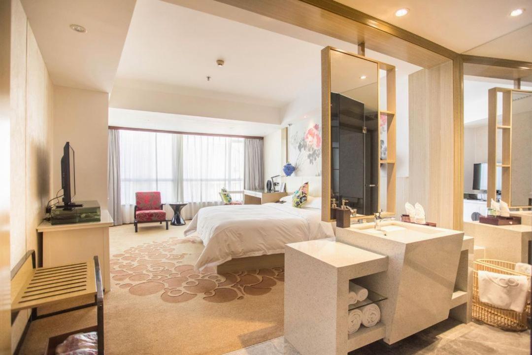 Paco Hotel Beijing Road Pedestrian Street Tuanyida Metro 광저우 외부 사진